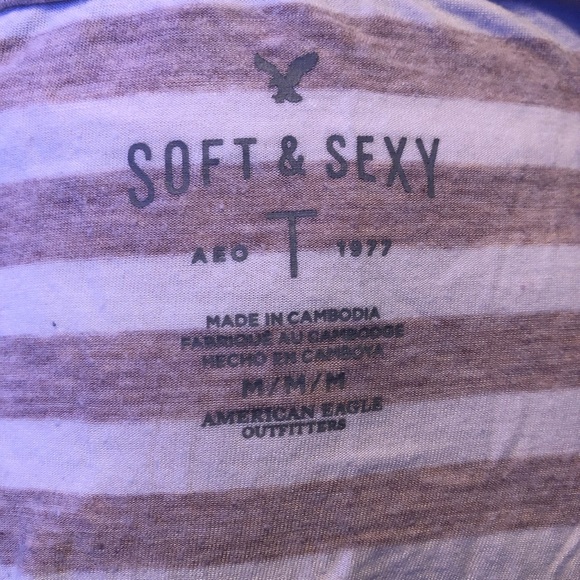 American Eagle t shirt - Picture 2 of 2